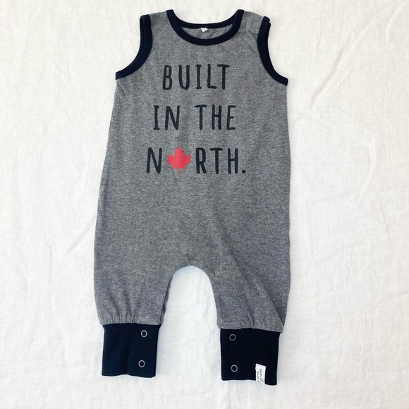 Canada Baby Boy Playsuit Onsie - Picture 4 of 7